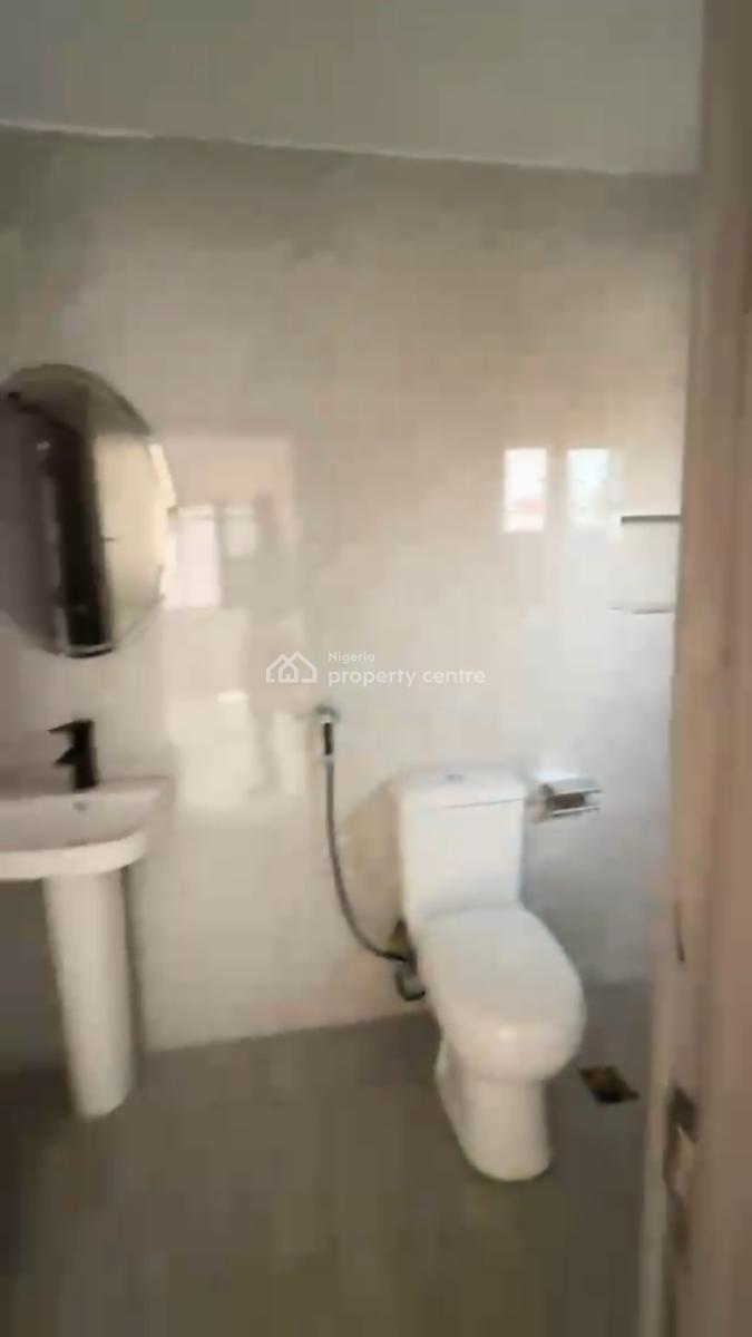 4-bedroom Semi-detached Duplex with 2 Room Bq in Kado, Kado, Abuja, Semi-detached Duplex for Sale