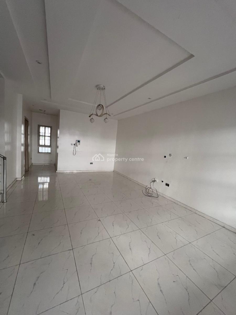 3 Bedroom Duplex in a Well Serviced & Managed Estate, Royal Pine Estate, Orchid Road, Lekki, Lagos, Terraced Duplex for Rent