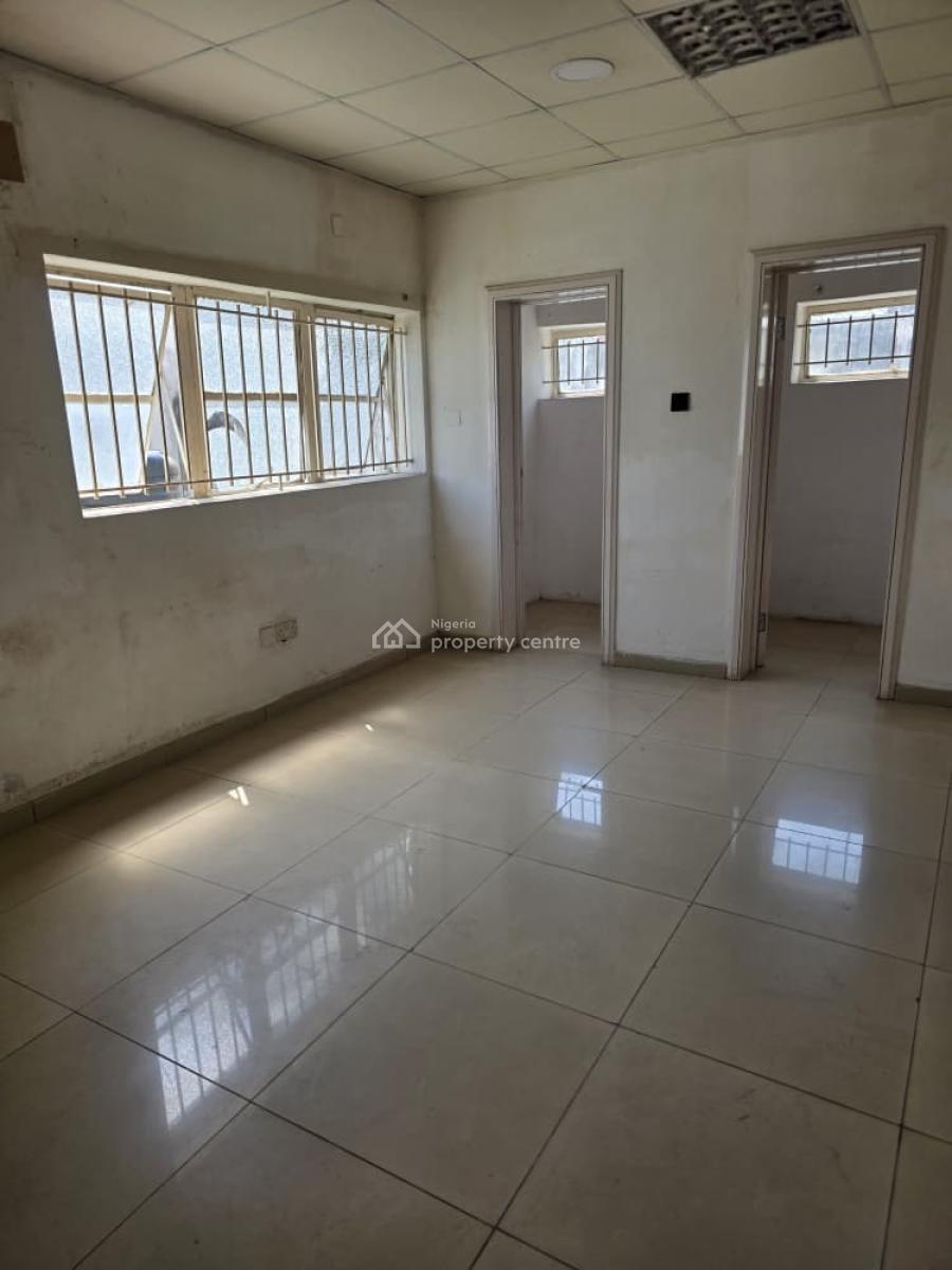 6 Bedroom Commercial Property in Prefect Location, Victoria Island (vi), Lagos, Commercial Property for Rent