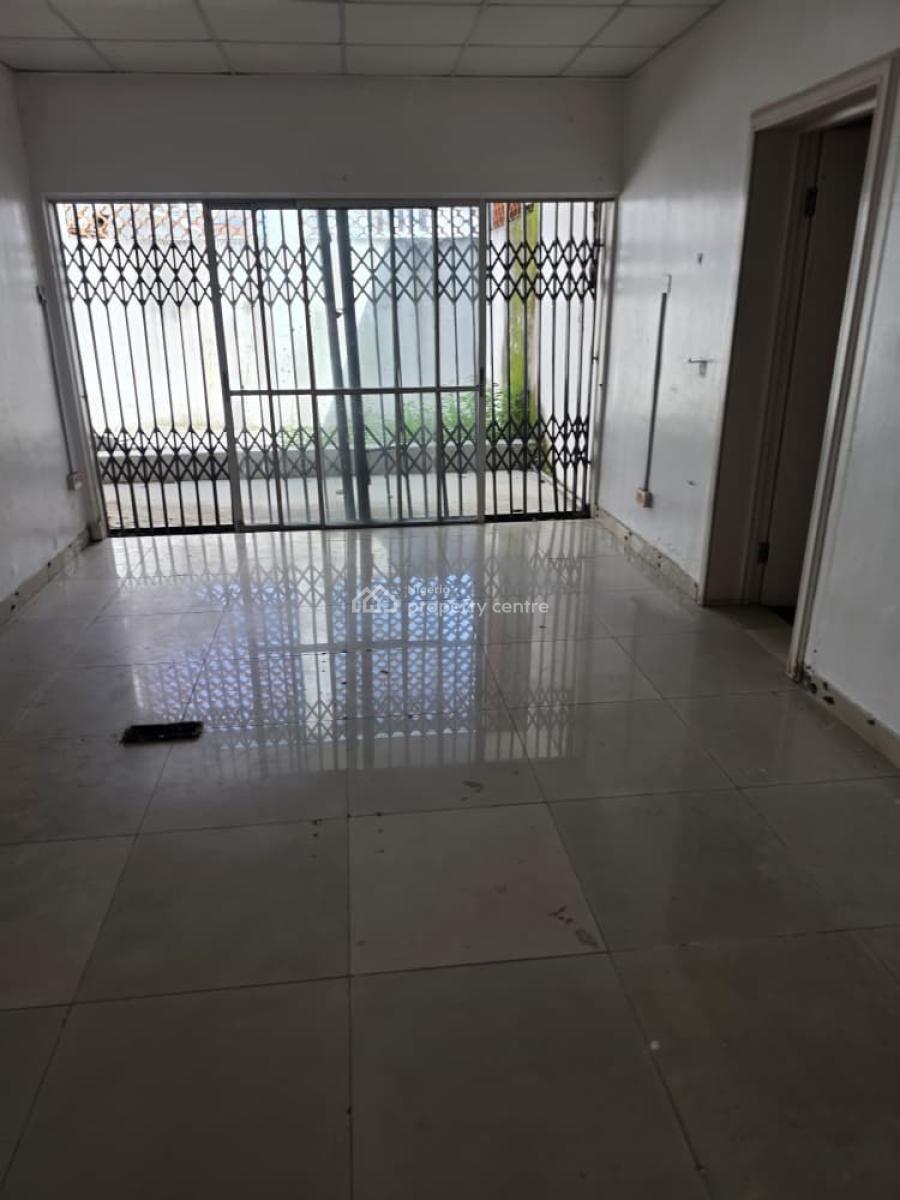6 Bedroom Commercial Property in Prefect Location, Victoria Island (vi), Lagos, Commercial Property for Rent