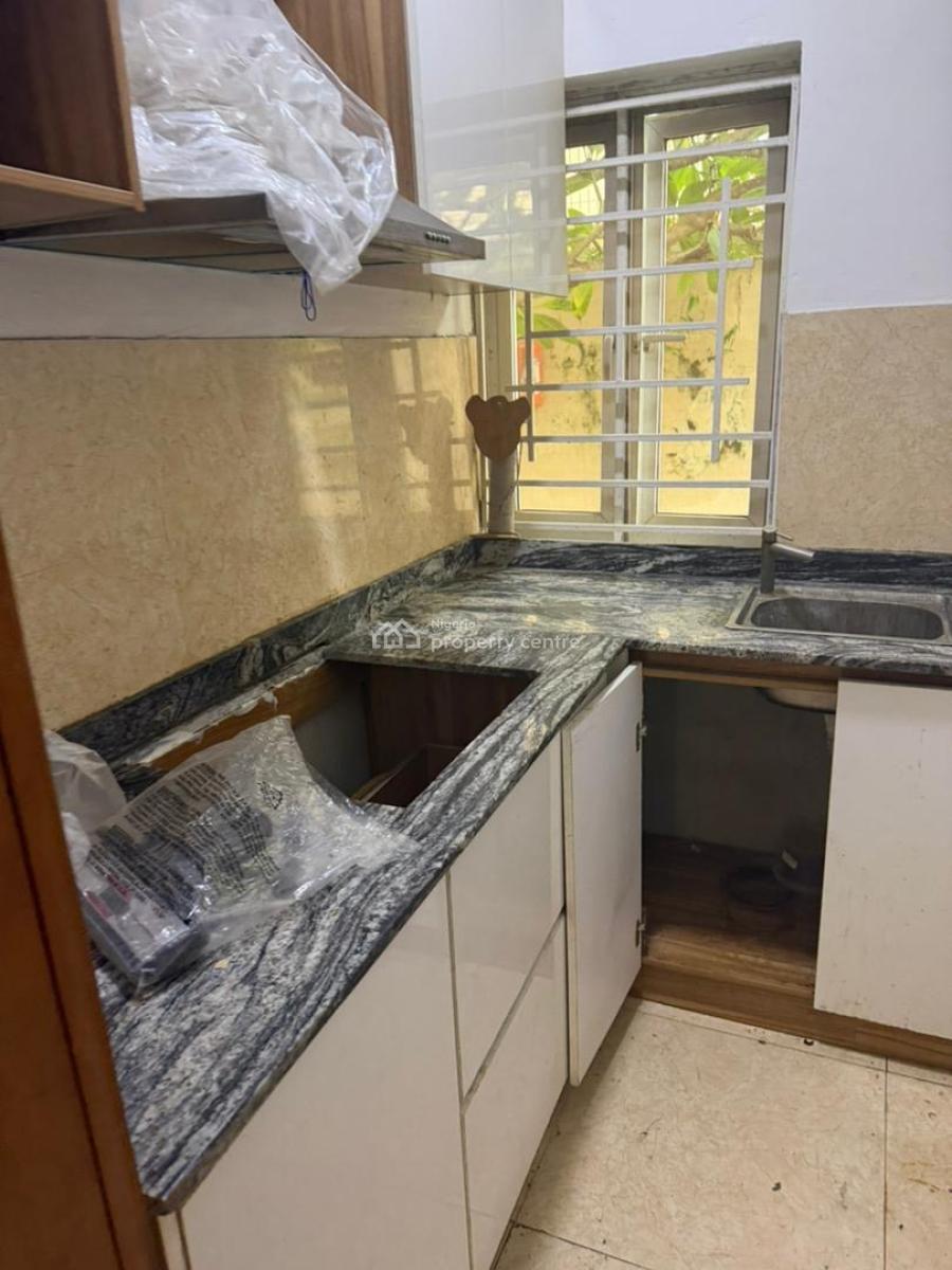 a Furnished and Serviced One Bedroom Apartment in Lekki Phase 1., Lekki Phase 1., Lekki Phase 1, Lekki, Lagos, Mini Flat (room and Parlour) for Rent