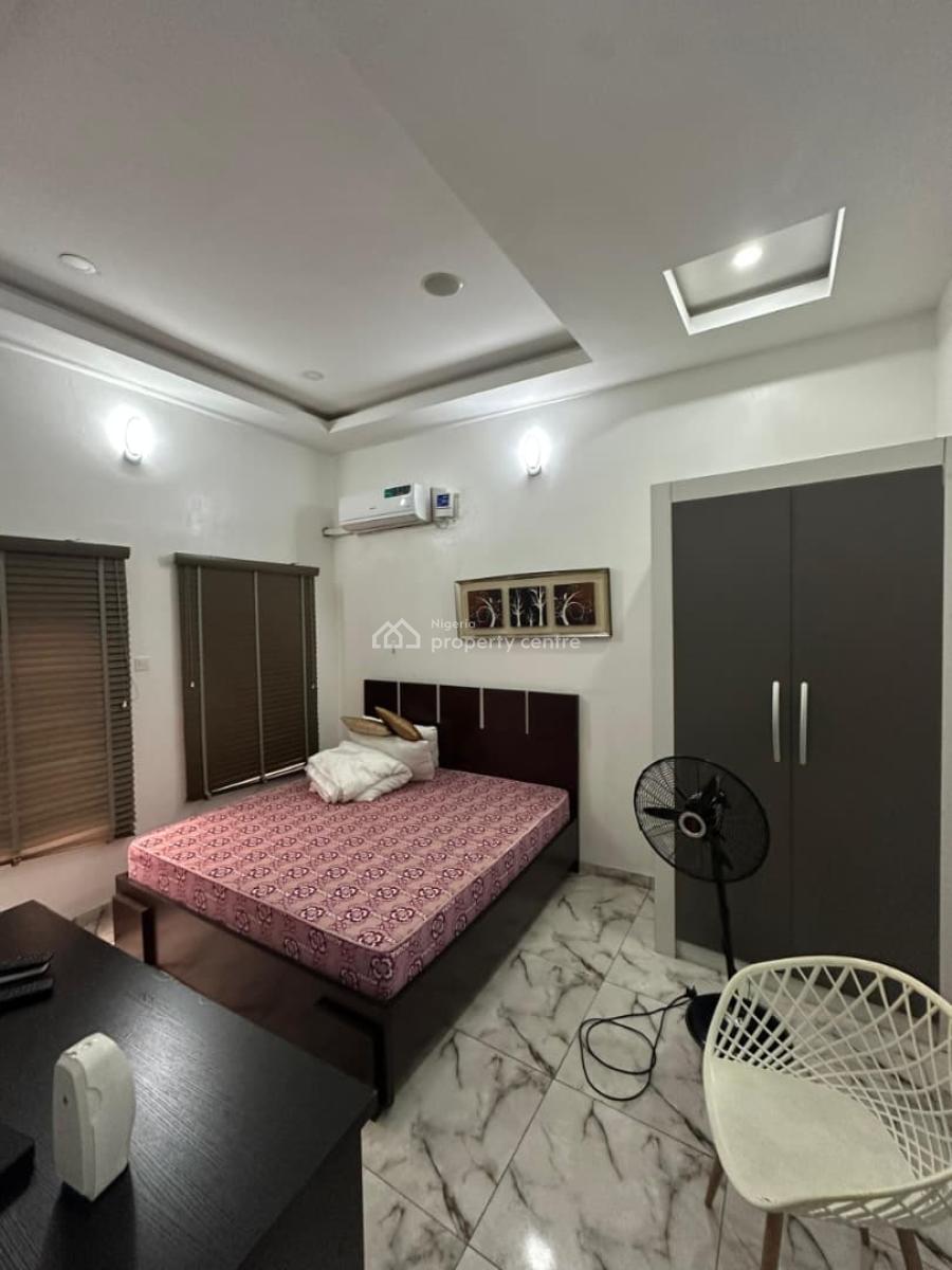 Spacious 4 Bedroom Semi Detached Duplex Ologolo, Ologolo, Lekki, Lagos, Semi-detached Duplex for Rent