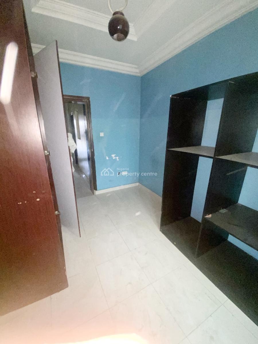 Luxury 5 Bedroom Terrace Duplex with Bq, Gra Phase 1, Magodo, Lagos, Terraced Duplex for Rent