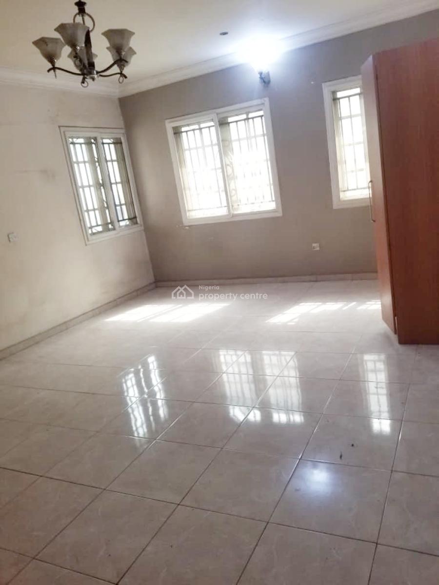Luxury 5 Bedroom Terrace Duplex with Bq, Gra Phase 1, Magodo, Lagos, Terraced Duplex for Rent