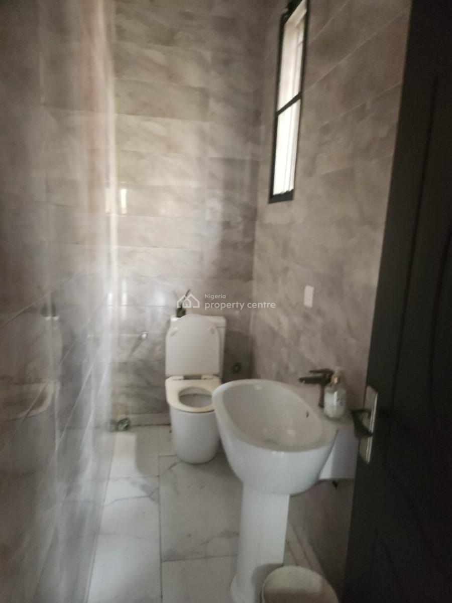 Sharp 5bedroom Duplex Secured Estate, Osapa, Lekki, Lagos, Semi-detached Duplex for Rent