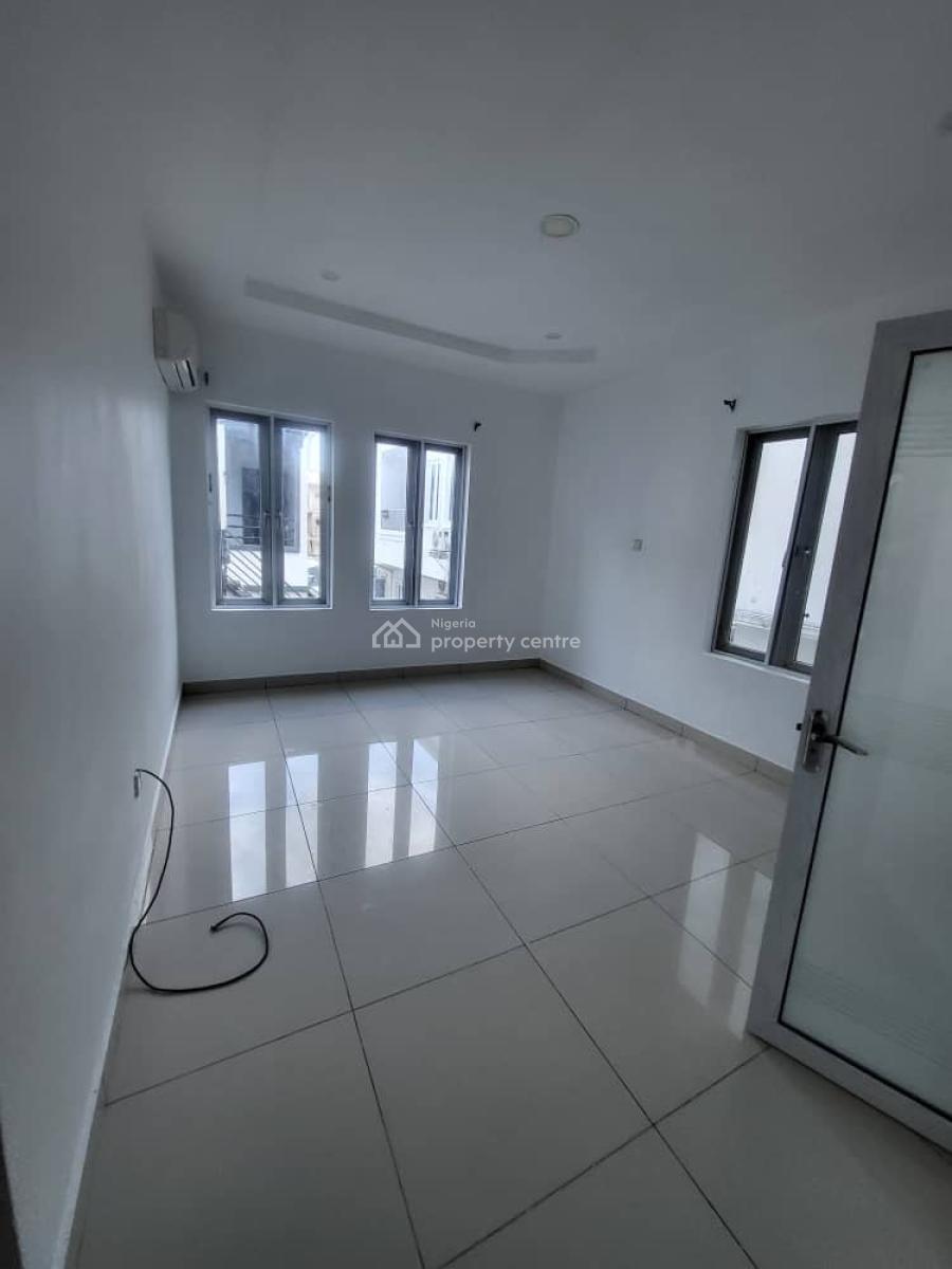 Gud Deal 3 Bedroom Duplex with Bq in a Secure Estate in Oral Estate, Oral Estate Off Elegaza Lekki Lagos State, Lekki, Lagos, Block of Flats for Sale