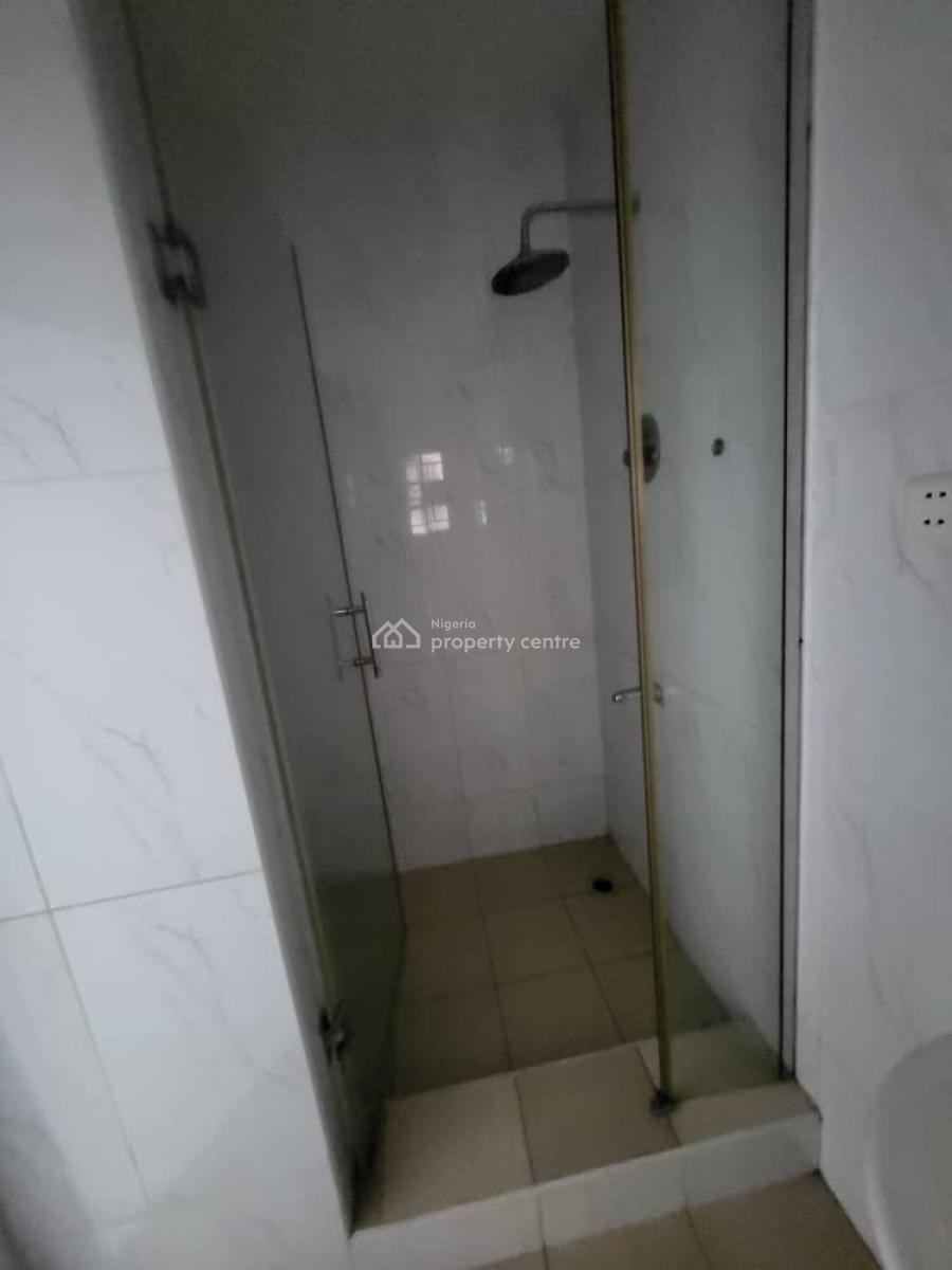 Gud Deal 3 Bedroom Duplex with Bq in a Secure Estate in Oral Estate, Oral Estate Off Elegaza Lekki Lagos State, Lekki, Lagos, Block of Flats for Sale