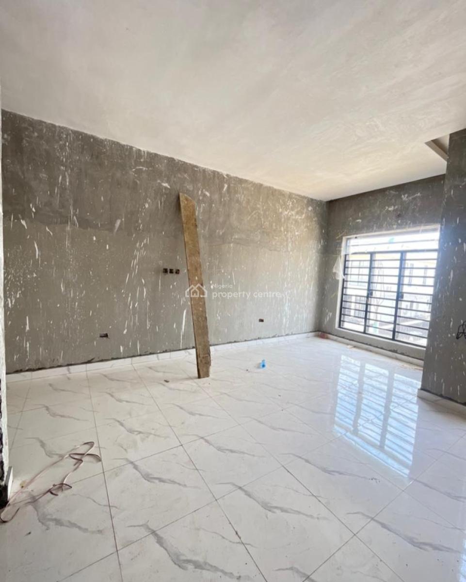 4 Bedroom Terrace, Ikota, Lekki, Lagos, Flat / Apartment for Sale