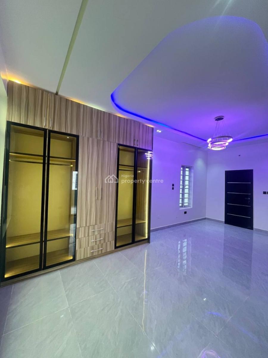 5 Bedroom Detached with a Room Bq with En-suite Bedrooms, Osapa, Lekki, Lagos, Detached Duplex for Sale