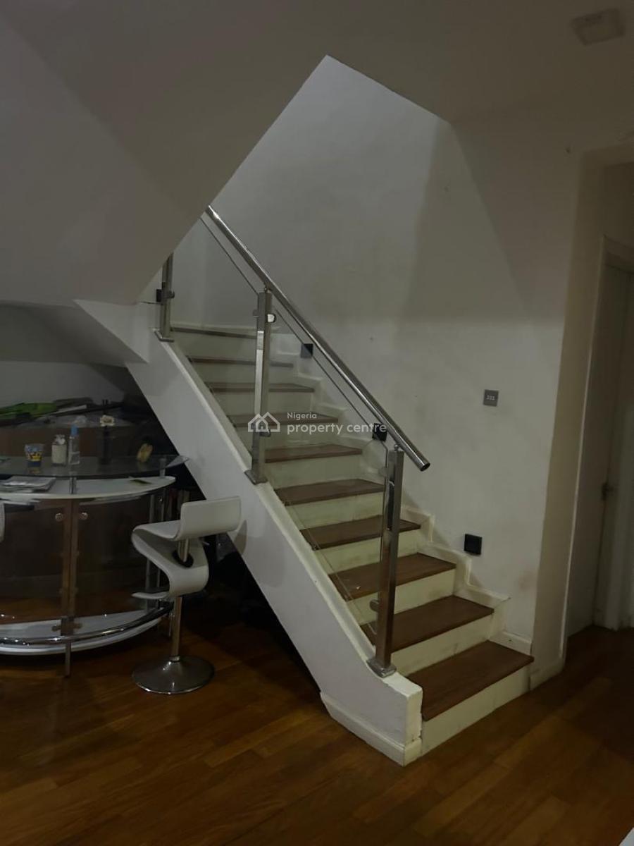 Well Maintained 4 Bedrooms Terrace Duplex, Ologolo, Lekki, Lagos, Terraced Duplex for Rent