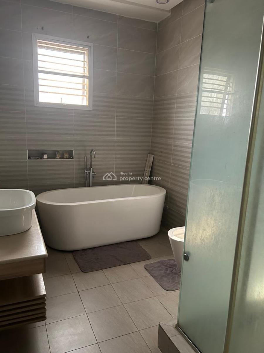 Well Maintained 4 Bedrooms Terrace Duplex, Ologolo, Lekki, Lagos, Terraced Duplex for Rent