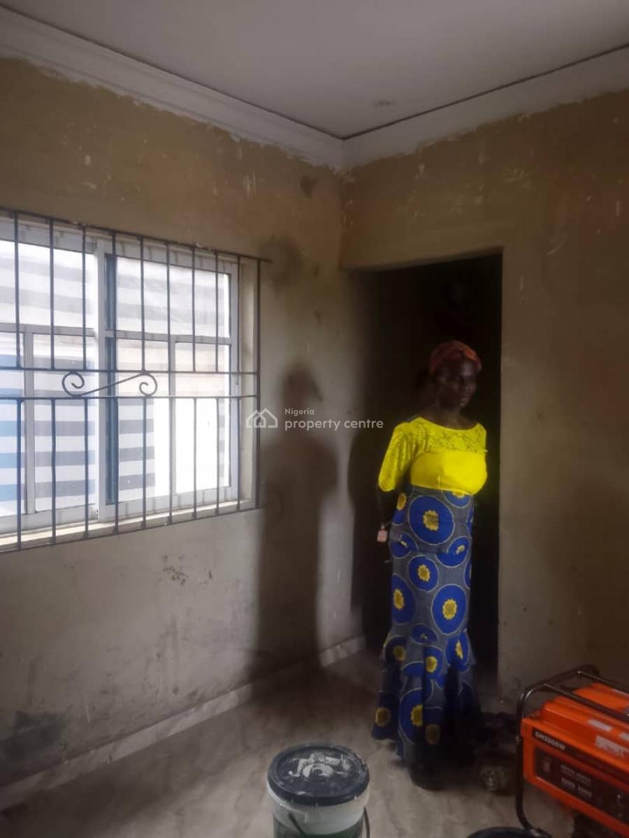 a Clean Room and Parlor Self Contained, Ayetoro Health Center, Maya, Ikorodu, Lagos, Flat / Apartment for Rent
