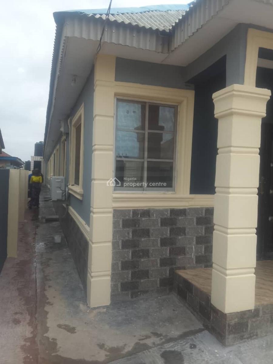 a Clean Room and Parlor Self Contained, Ayetoro Health Center, Maya, Ikorodu, Lagos, Flat / Apartment for Rent