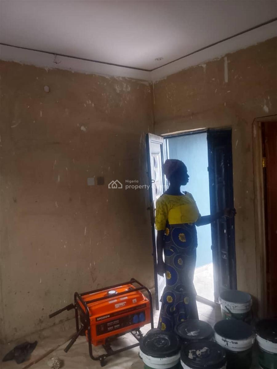 a Clean Room and Parlor Self Contained, Ayetoro Health Center, Maya, Ikorodu, Lagos, Flat / Apartment for Rent