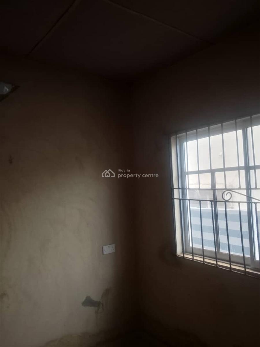 a Clean Room and Parlor Self Contained, Ayetoro Health Center, Maya, Ikorodu, Lagos, Flat / Apartment for Rent