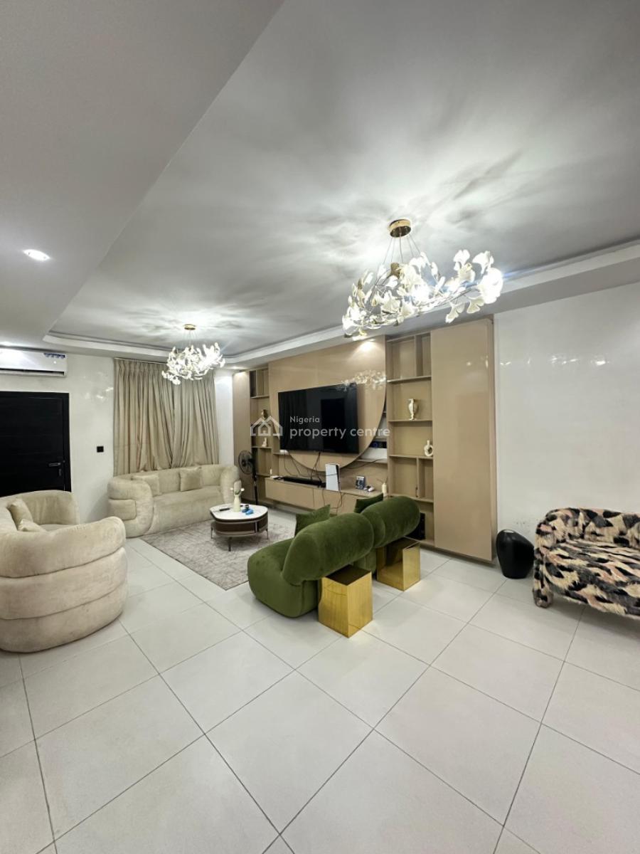 Tastefully Furnished 2 Bedroom Apartment, Lekki Phase 1, Lekki, Lagos, Flat / Apartment for Rent