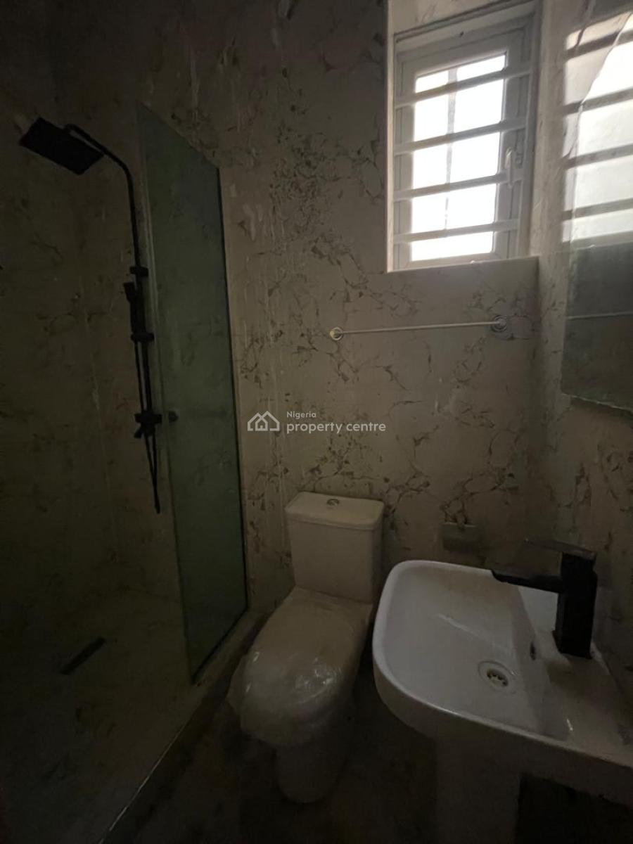 an Exquisite 4 Bedroom Duplex with Excellent Facilities, Lekki County, Lekki, Lagos, Terraced Duplex for Sale
