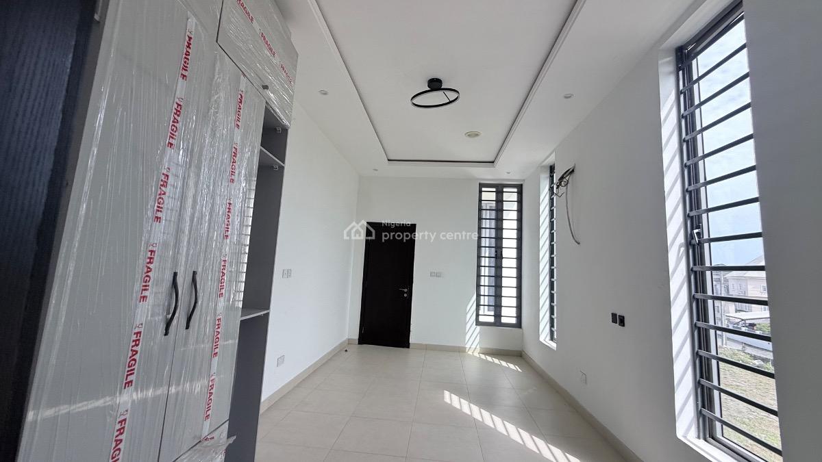 Spacious Luxury 5 Bedroom Duplex with Pool Cinema, Lekki Lagos, Osapa, Lekki, Lagos, Detached Duplex for Sale