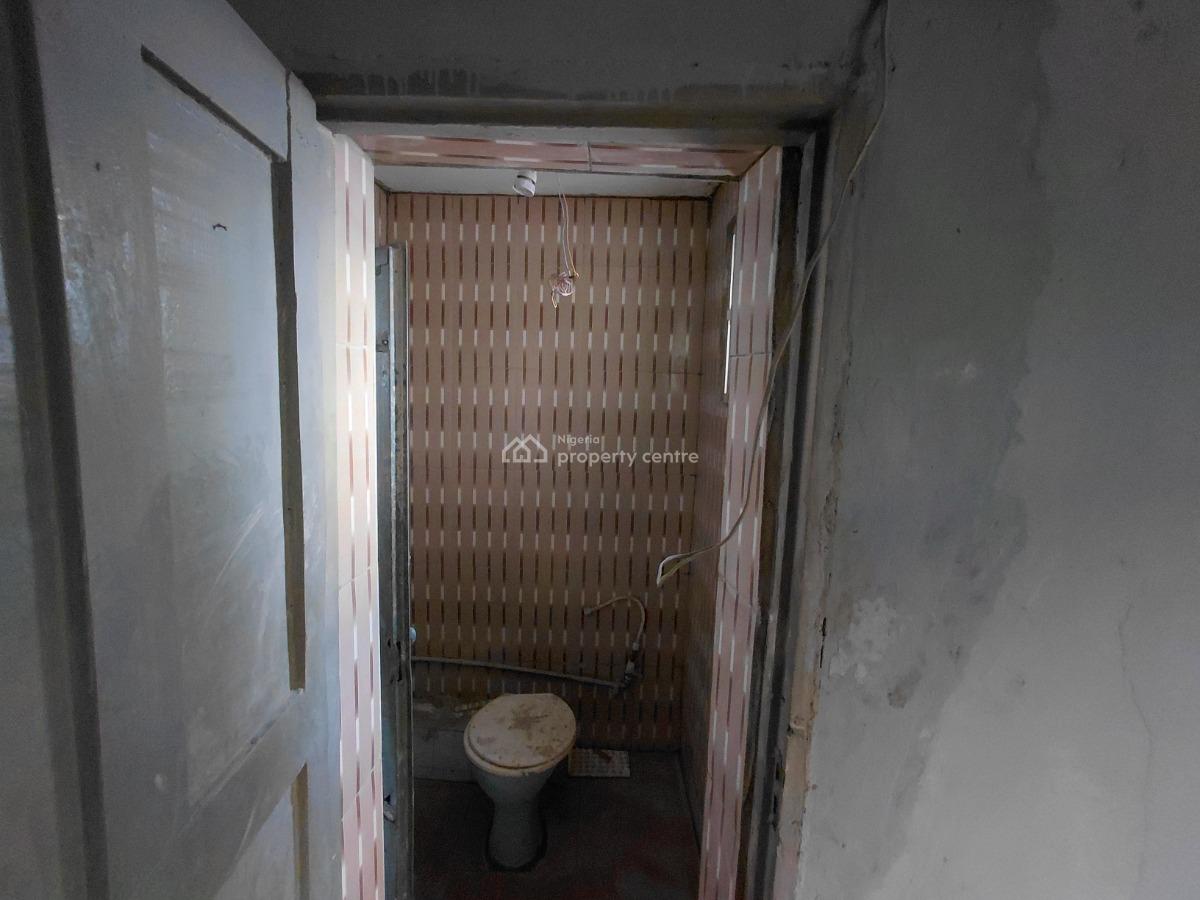 Decent and Spacious 2 Bedroom, Iyase Street, Kosofe, Lagos, Flat / Apartment for Rent
