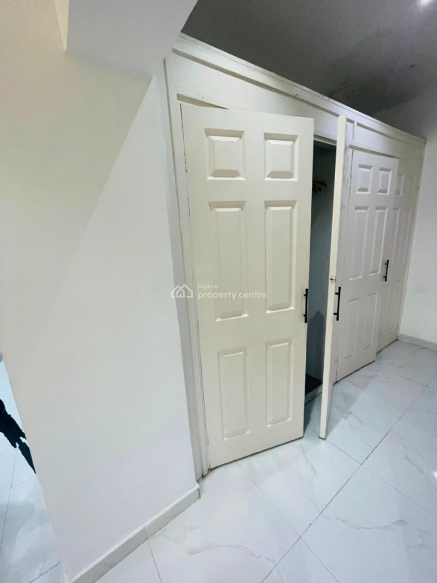 3 Bedroom Apartment with a Room Boys Quarter, Oniru, Victoria Island (vi), Lagos, Flat / Apartment for Rent