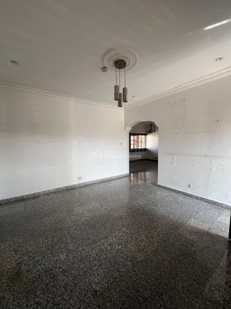 3 Bedroom Apartment, Off Admiralty Way, Lekki Phase 1, Lekki, Lagos, Flat / Apartment for Rent