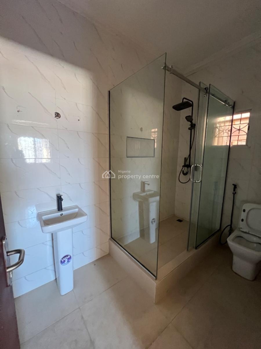 3 Bedroom Apartment, Off Admiralty Way, Lekki Phase 1, Lekki, Lagos, Flat / Apartment for Rent