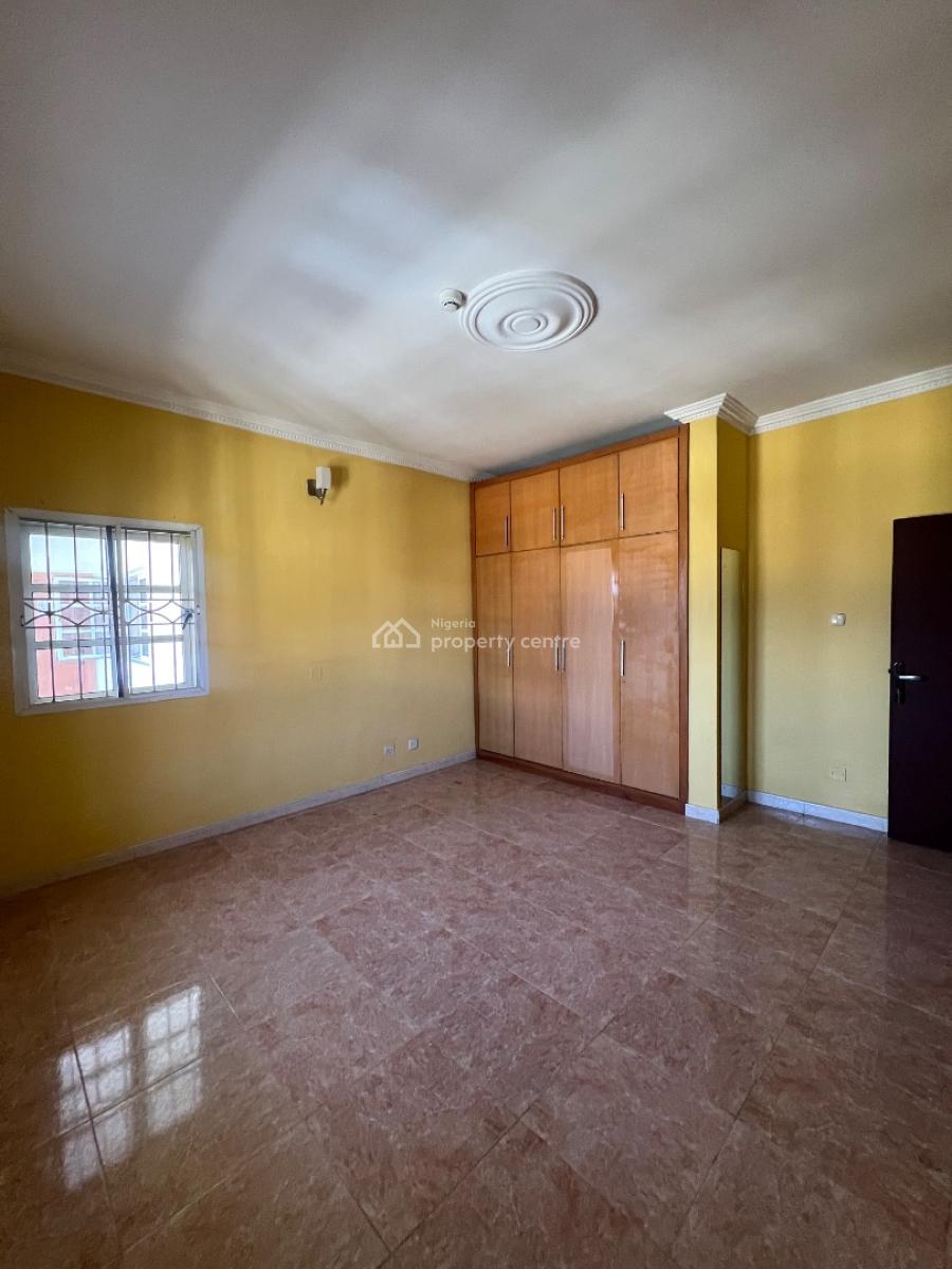 3 Bedroom Apartment, Off Admiralty Way, Lekki Phase 1, Lekki, Lagos, Flat / Apartment for Rent