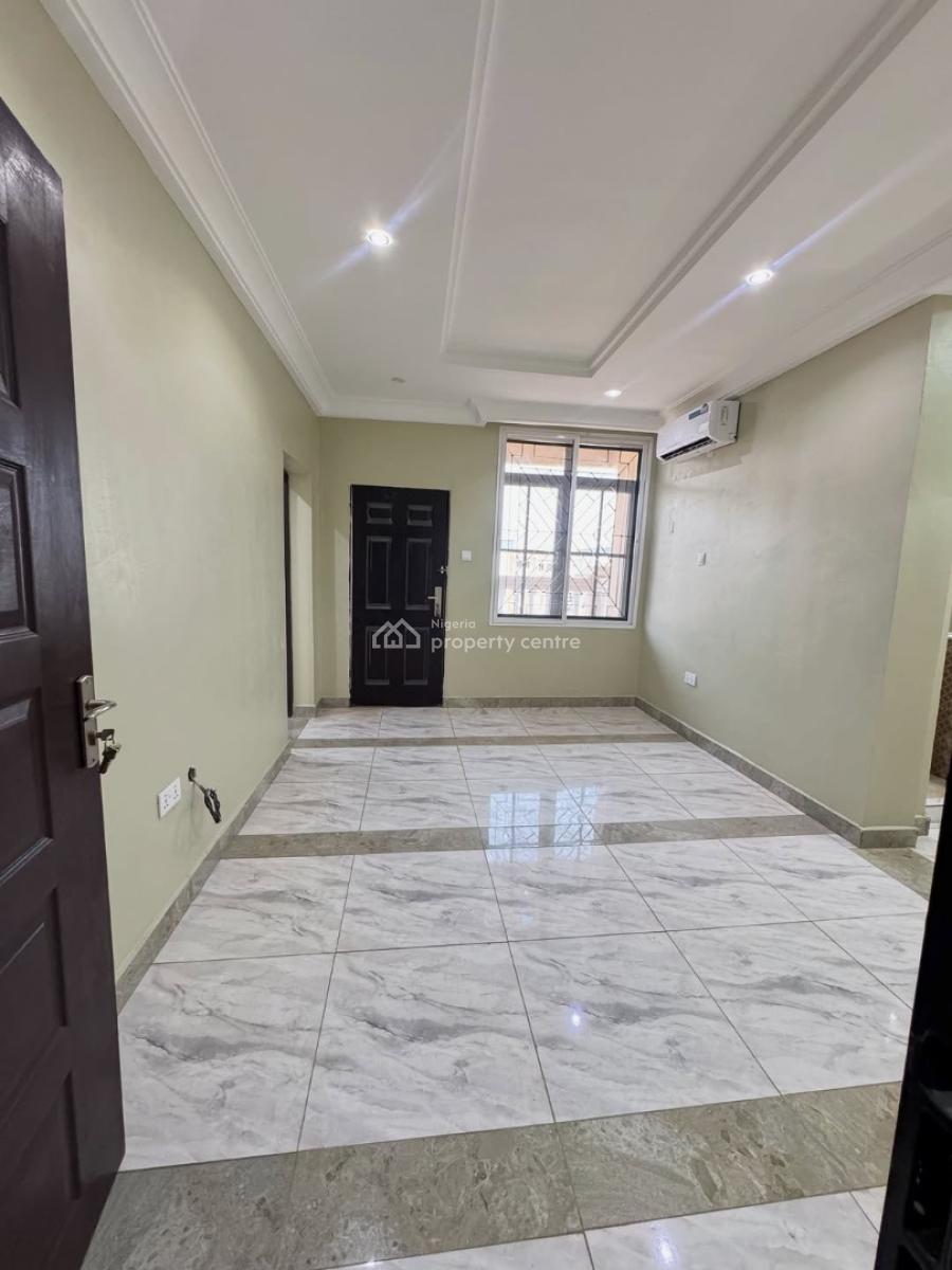 3 Bedroom Apartment with Bq, Jahi, Abuja, Flat / Apartment for Rent
