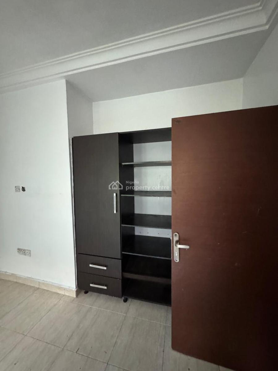 2-bedroom Flat, Lekki Phase 1, Lekki, Lagos, Flat / Apartment for Rent