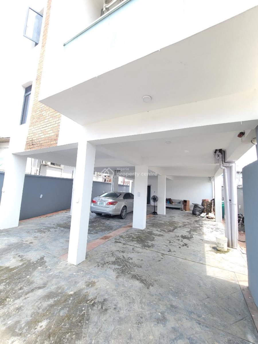 Luxurious and Serene 2-bedroom Apartment (upstairs), Lekki Conservation, Lekki, Lagos, Flat / Apartment for Rent