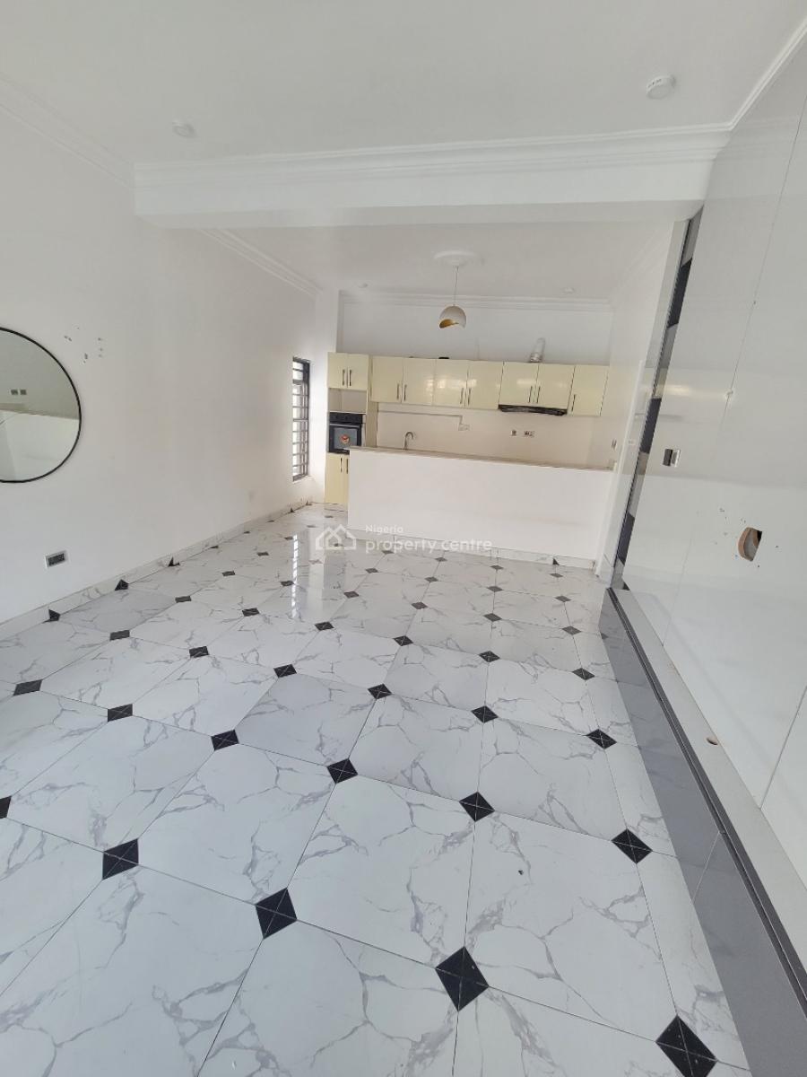 Luxurious and Serene 2-bedroom Apartment (upstairs), Lekki Conservation, Lekki, Lagos, Flat / Apartment for Rent