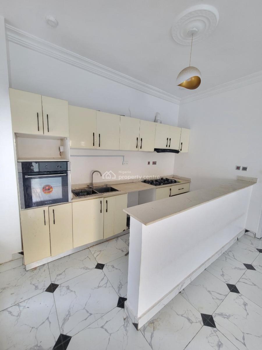 Luxurious and Serene 2-bedroom Apartment (upstairs), Lekki Conservation, Lekki, Lagos, Flat / Apartment for Rent