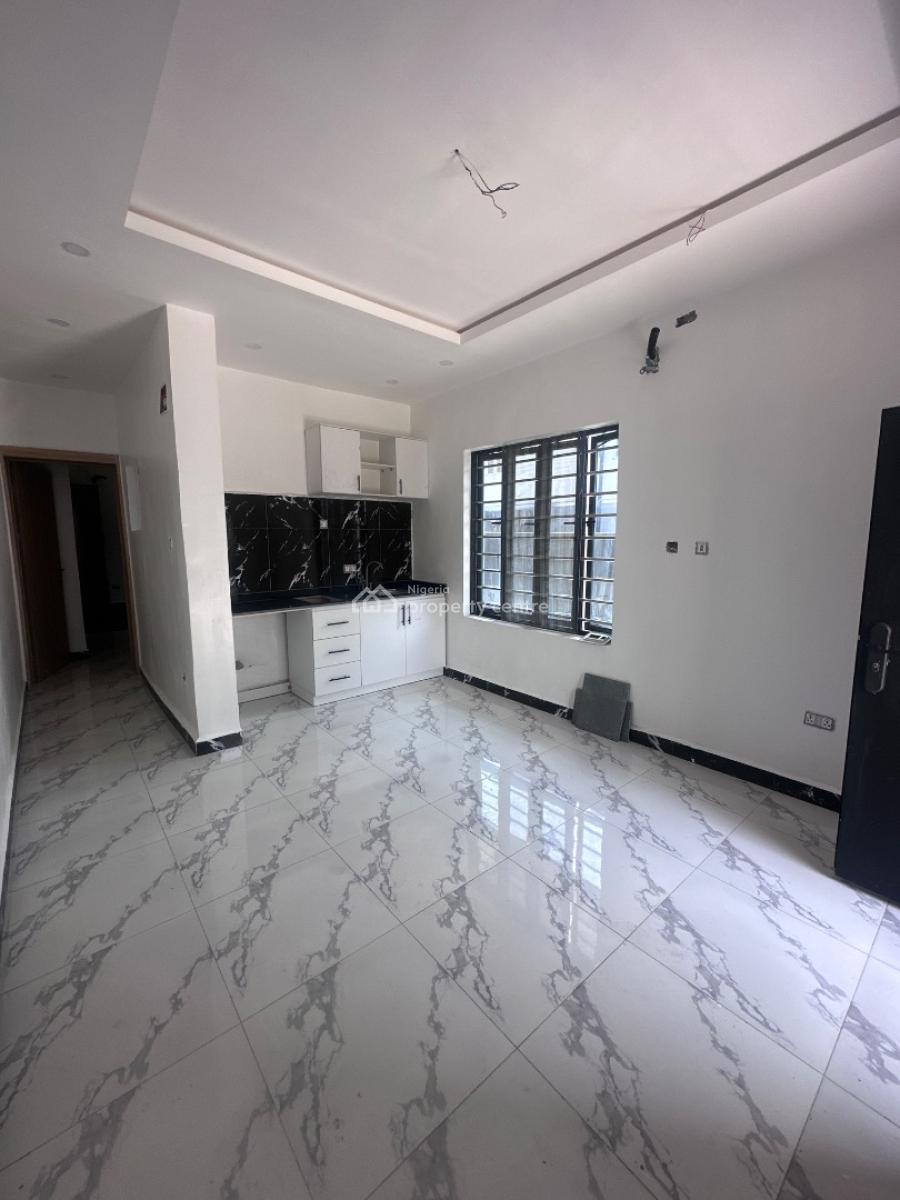 Miniflat / One Bed Apartment, Lekki Conservation Center, Lekki, Lagos, Mini Flat (room and Parlour) for Rent