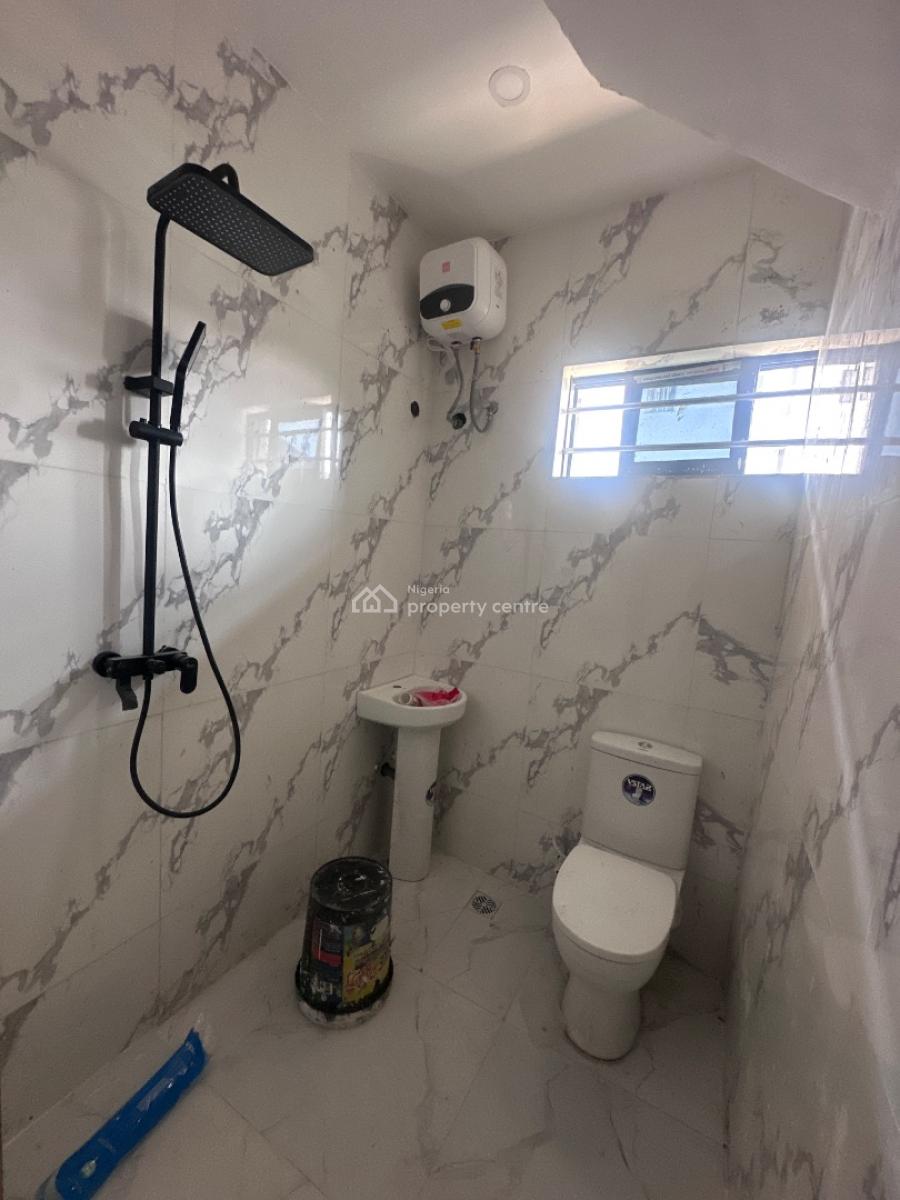 Miniflat / One Bed Apartment, Lekki Conservation Center, Lekki, Lagos, Mini Flat (room and Parlour) for Rent