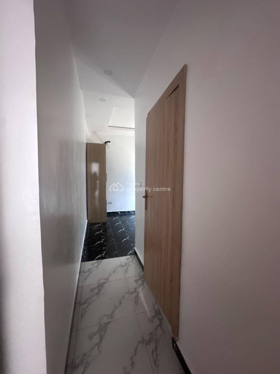 Miniflat / One Bed Apartment, Lekki Conservation Center, Lekki, Lagos, Mini Flat (room and Parlour) for Rent