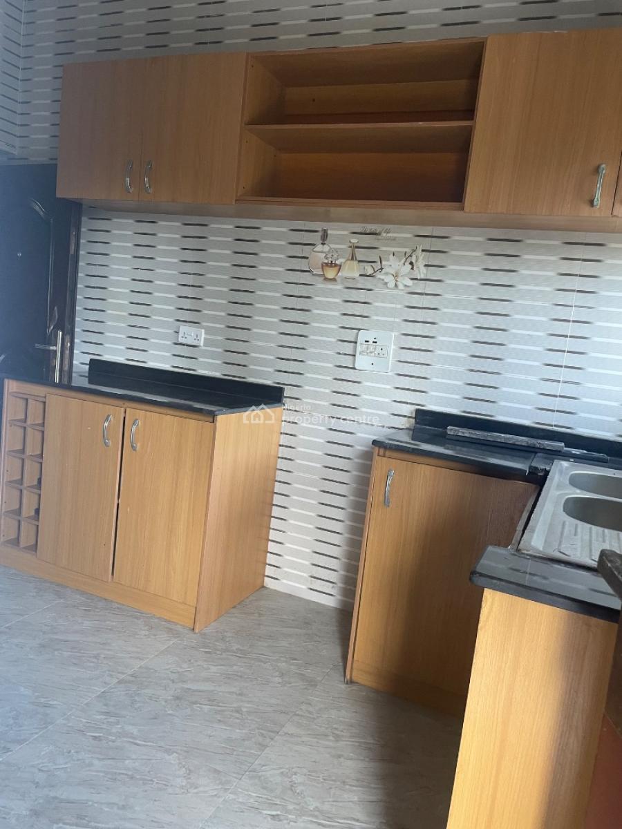 3 Bedroom Apartment, Shagotedo, Ajah, Lagos, Flat / Apartment for Rent