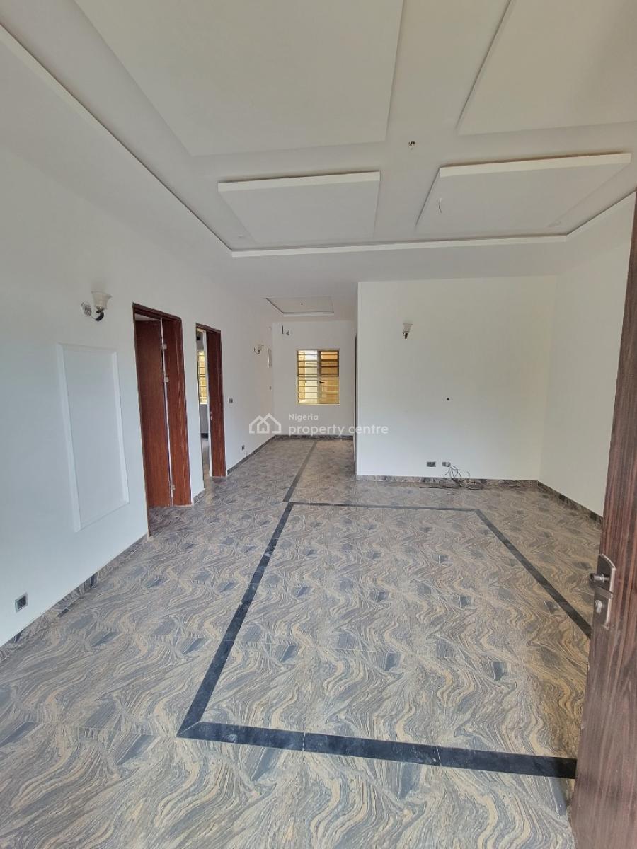 Sharp and Spacious 2-bedroom Apartment (downstairs ), Chevron Alternative Drive, Lekki, Lagos, Flat / Apartment for Rent
