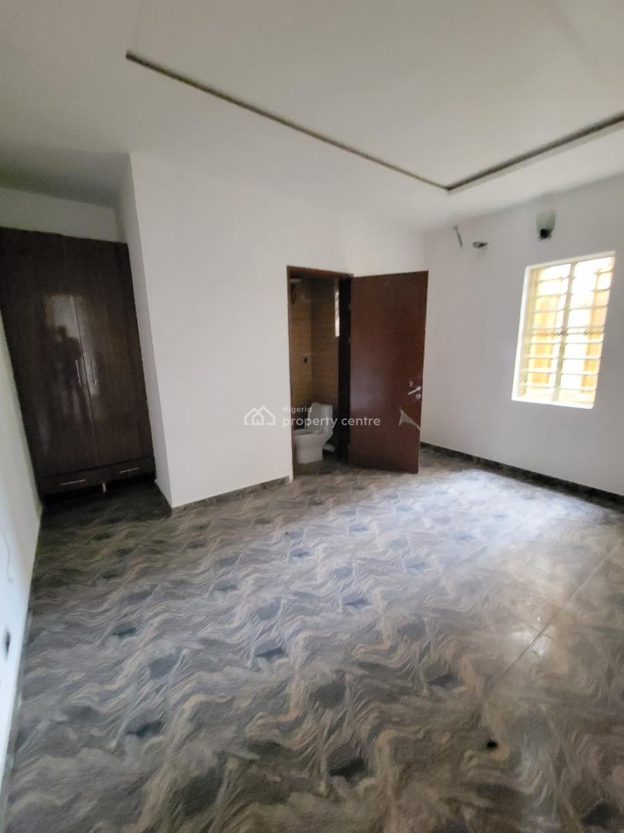 Sharp and Spacious 2-bedroom Apartment (downstairs ), Chevron Alternative Drive, Lekki, Lagos, Flat / Apartment for Rent