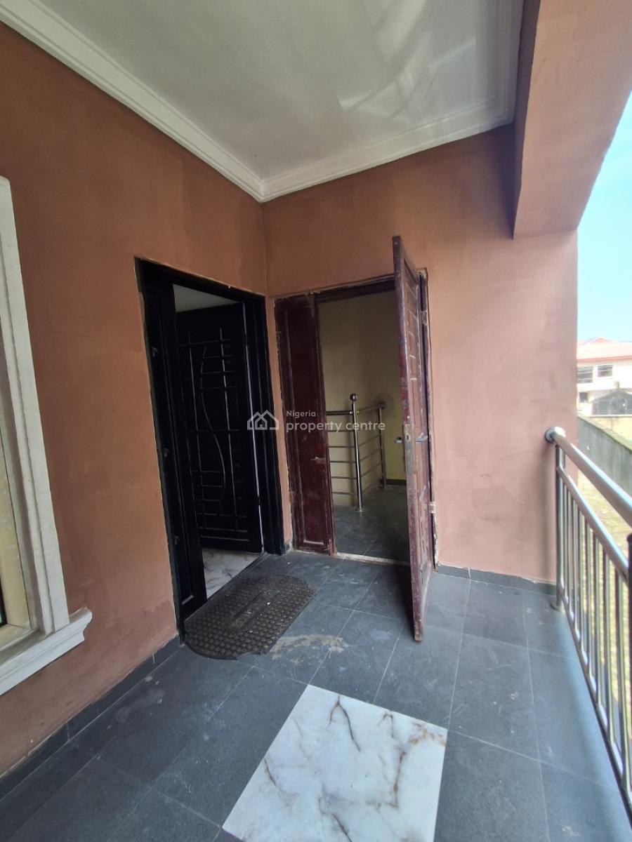 3bedroom Upstairs, in an Estate, Badore, Ajah, Lagos, House for Rent