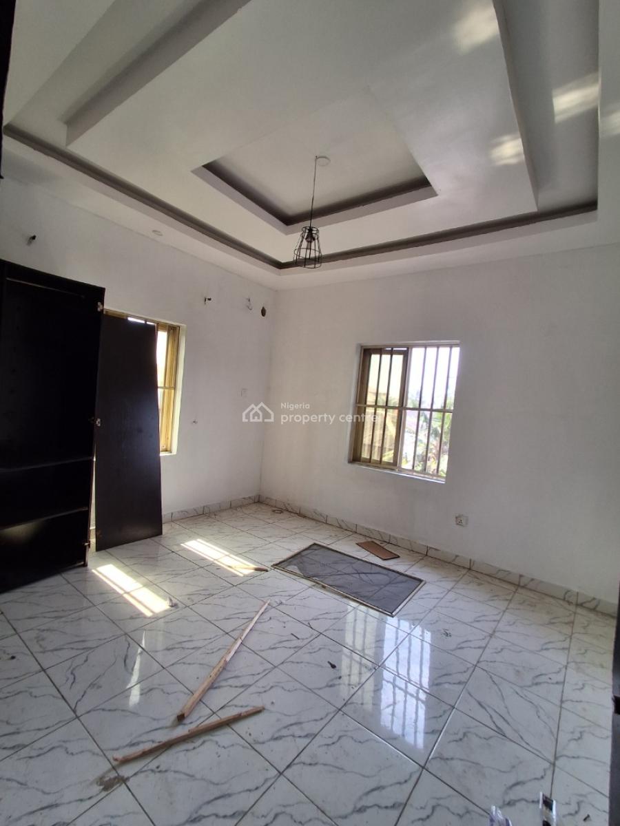 3bedroom Upstairs, in an Estate, Badore, Ajah, Lagos, House for Rent