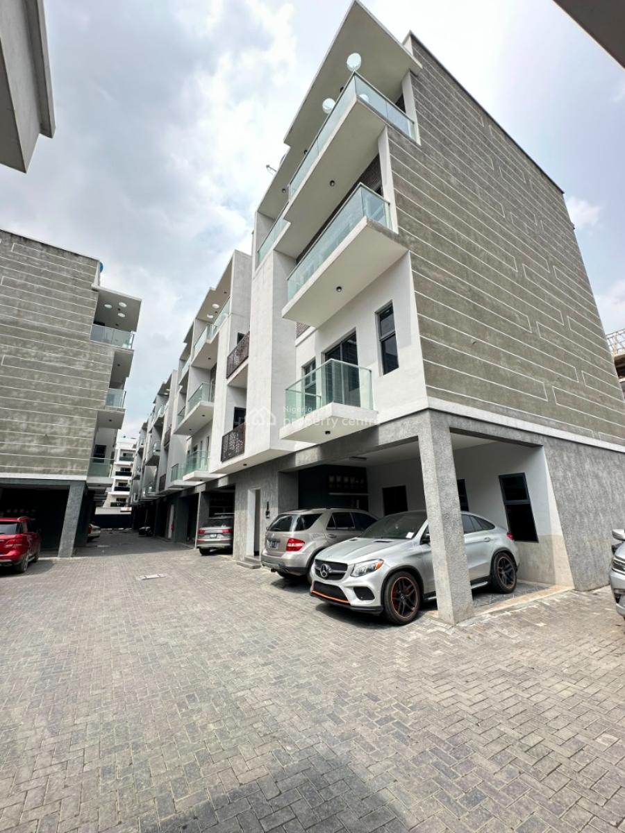 Fully Furnished Luxury 1-bedroom Apartment with Swimming Pool & Gym, Less Than 20 Minutes From Evercare Hospital, Lekki, Lekki Phase 1, Lekki, Lagos, Block of Flats for Sale