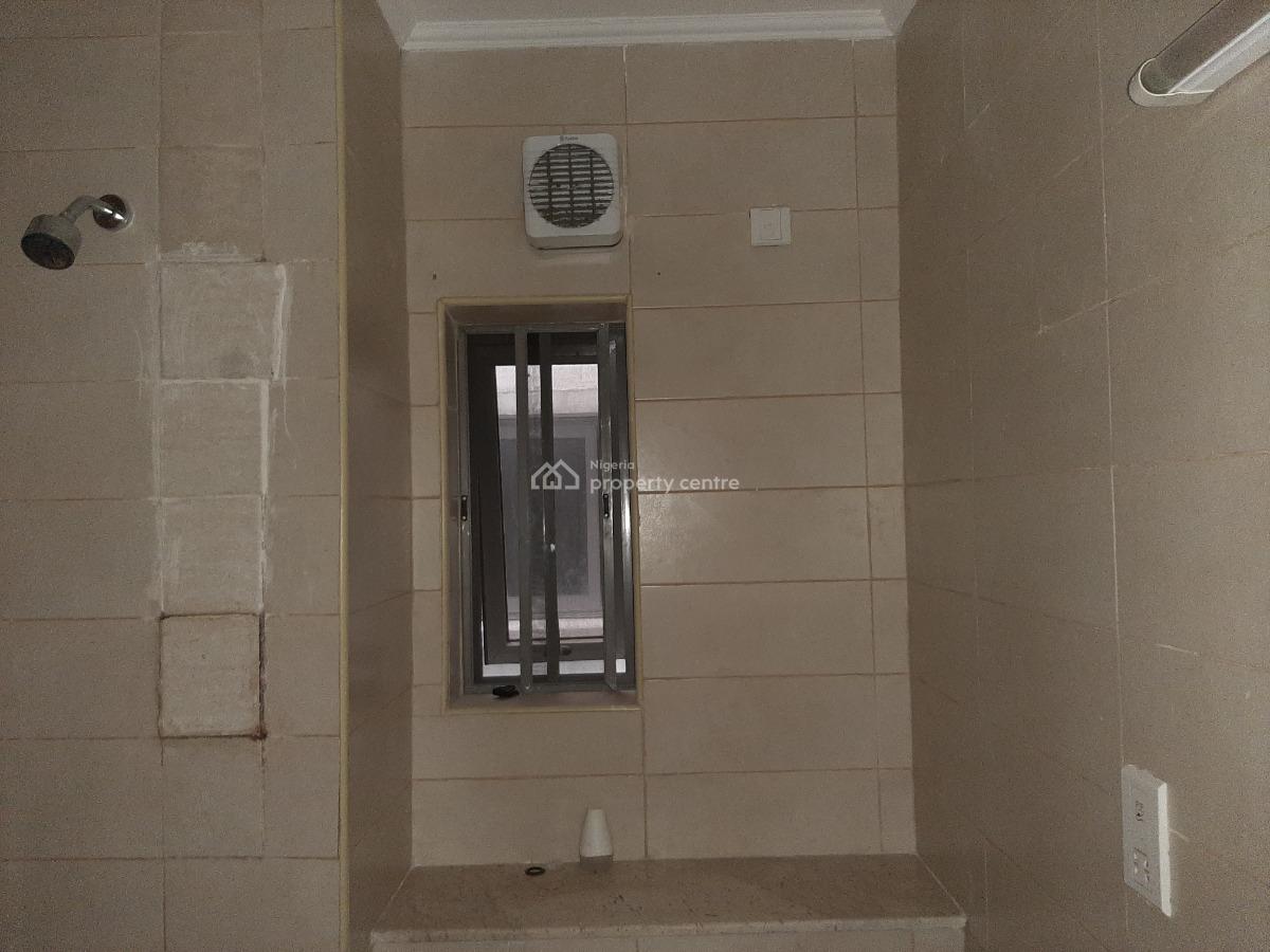 Serviced with 24/7 Power Supply 3 Bedroom Flat with an Enclosed/fitted, Oniru, Victoria Island (vi), Lagos, Flat / Apartment for Rent
