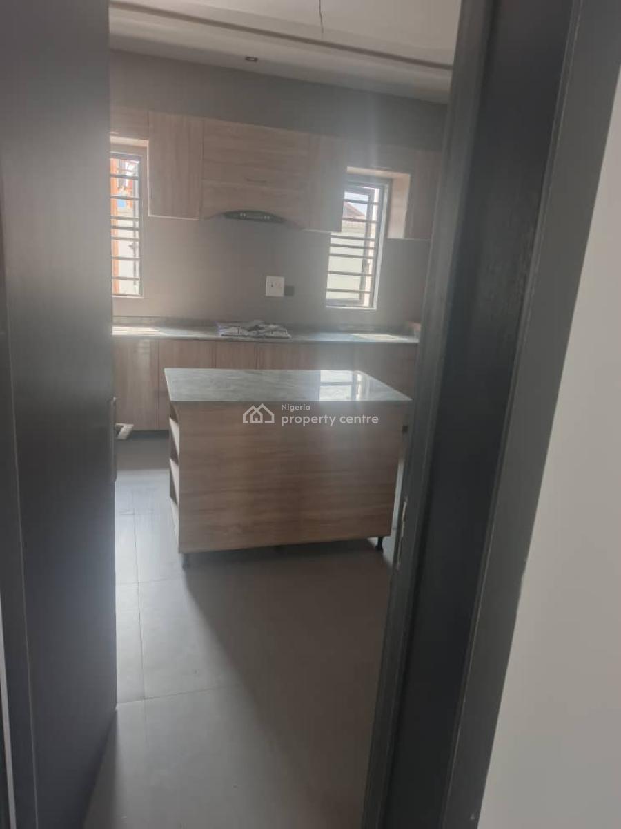 4 Bedroom Semi Detached Duplex with Swimming Pool and Bq, Newroad Adjacent Chevron, Lekki Expressway, Lekki, Lagos, Semi-detached Duplex for Sale