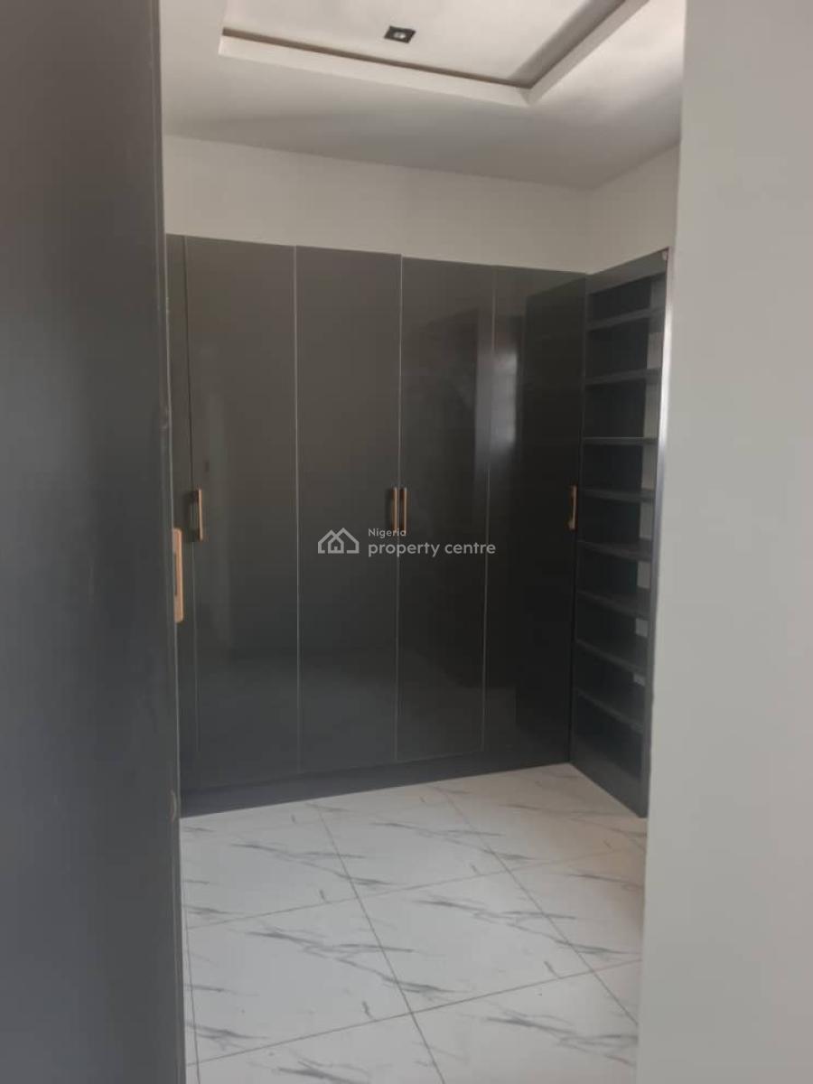 4 Bedroom Semi Detached Duplex with Swimming Pool and Bq, Newroad Adjacent Chevron, Lekki Expressway, Lekki, Lagos, Semi-detached Duplex for Sale