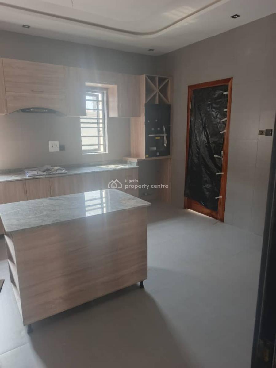 4 Bedroom Semi Detached Duplex with Swimming Pool and Bq, Newroad Adjacent Chevron, Lekki Expressway, Lekki, Lagos, Semi-detached Duplex for Sale