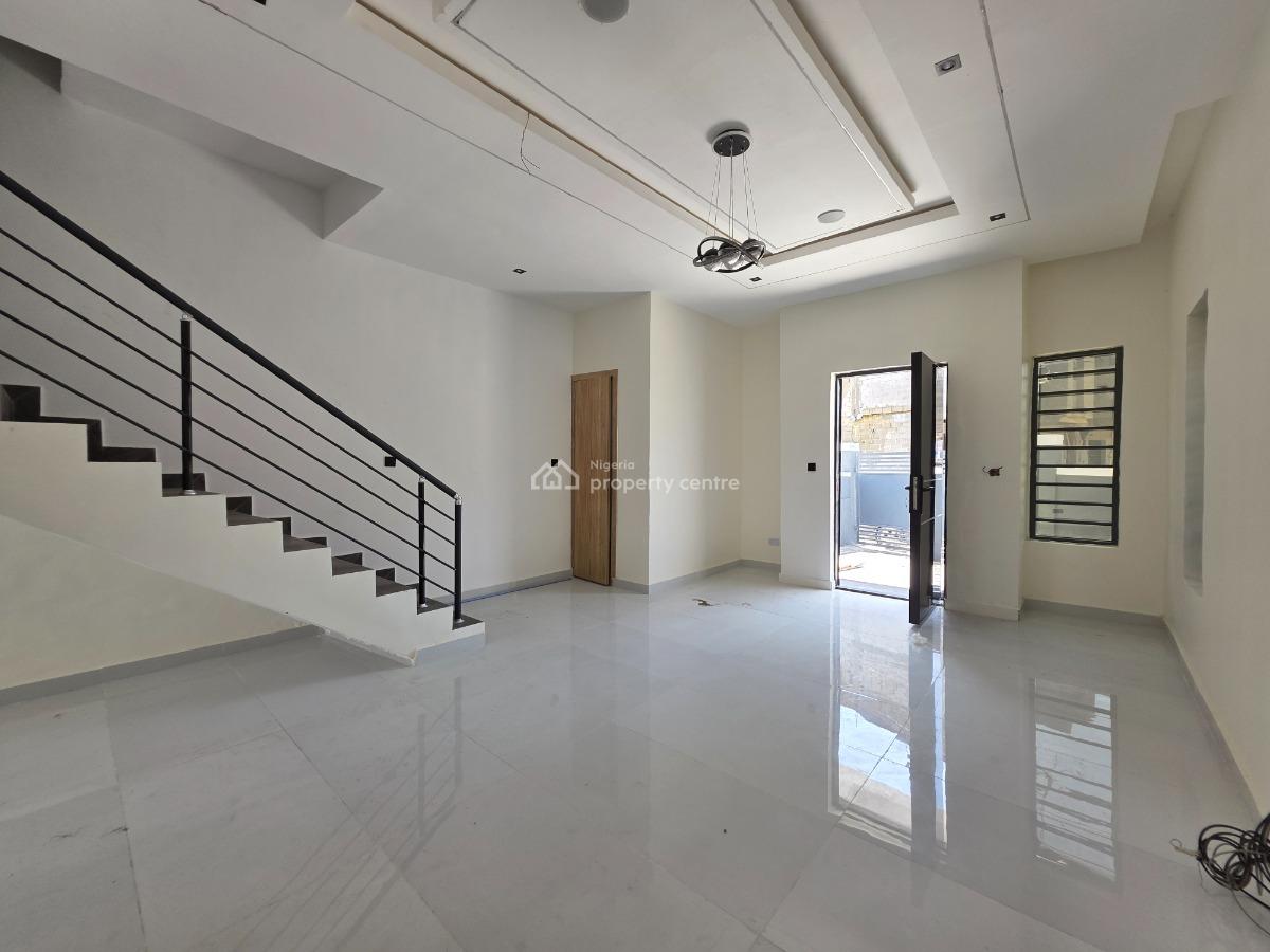 4 Bedroom Semi-detached Duplex with Bq, Ajah, Lagos, Semi-detached Duplex for Sale