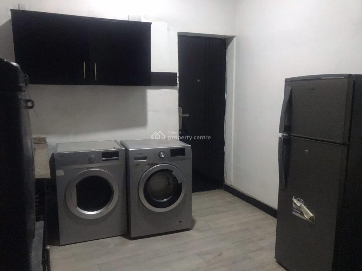 Luxury 3bedroom Apartment with Excellent Facilities, Admiralty Way, Lekki Phase 1, Lekki, Lagos, Flat / Apartment for Rent