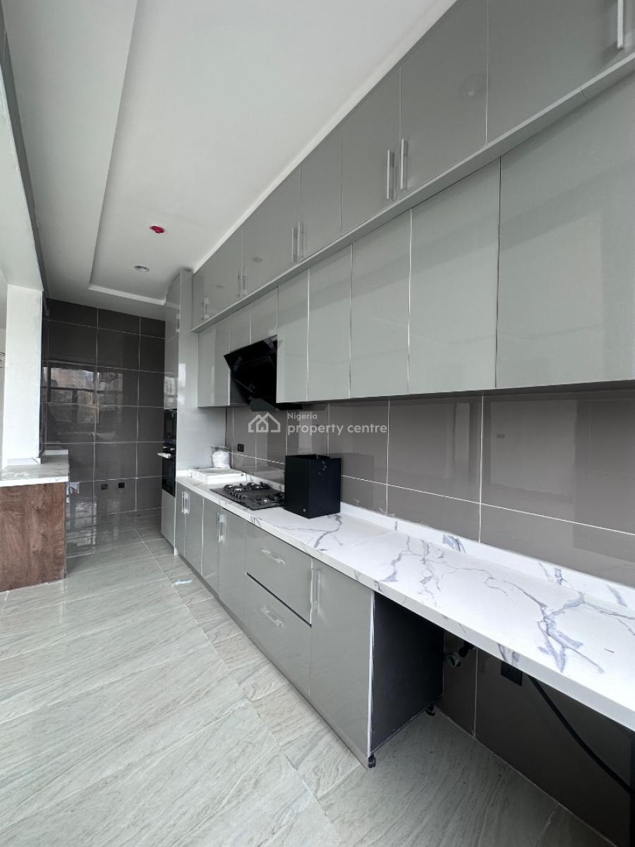 Serviced 2 Bedroom Apartment, Admiralty Road, Lekki Phase 1, Lekki, Lagos, Flat / Apartment for Rent