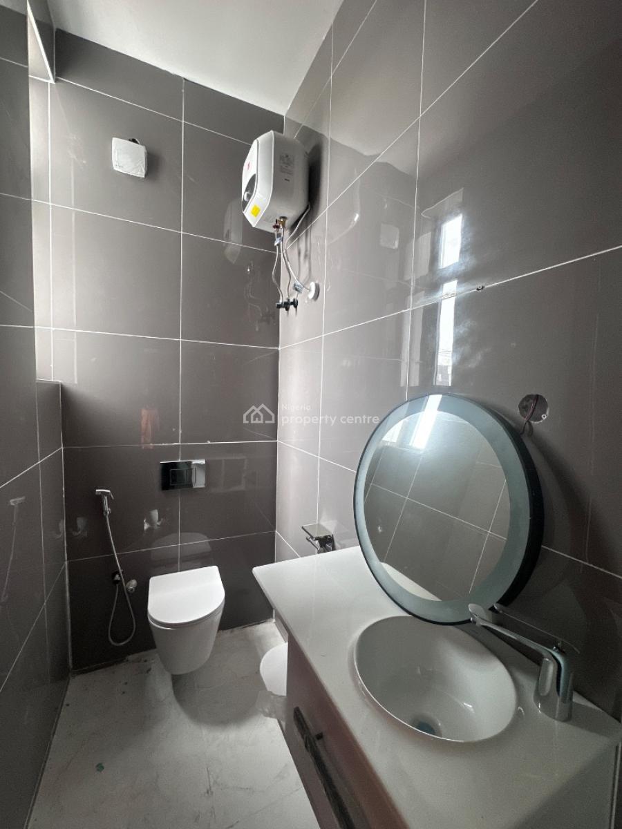Serviced 2 Bedroom Apartment, Admiralty Road, Lekki Phase 1, Lekki, Lagos, Flat / Apartment for Rent