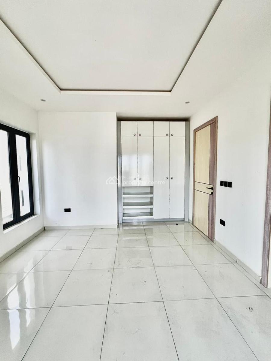 Newly Built 3 Bedroom Apartment with Pool &gym, Lekki Phase 1, Lekki, Lagos, House for Sale